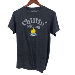 Chillin with my Peeps grey tee size medium